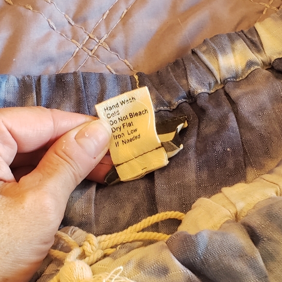 Tie-die Off the Shoulder Top - Picture 7 of 9